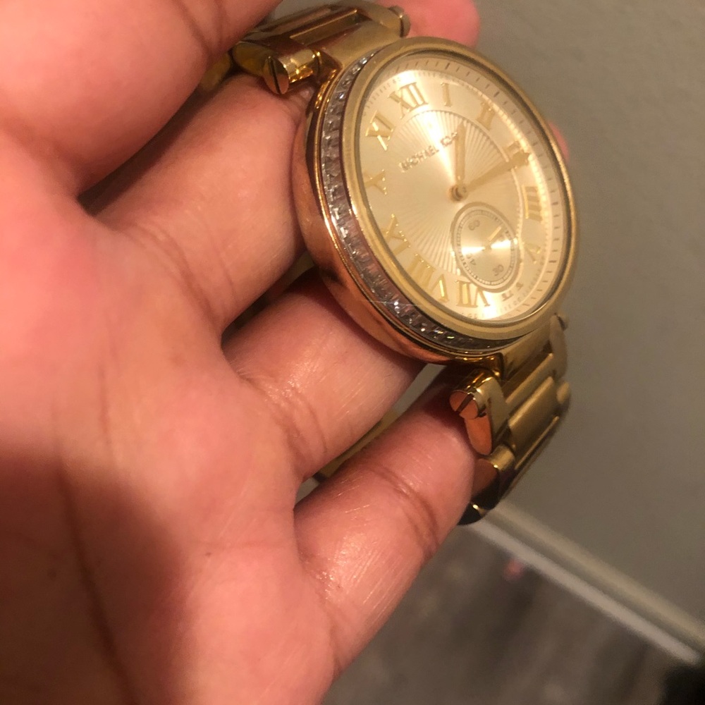 Watch - Picture 3 of 4
